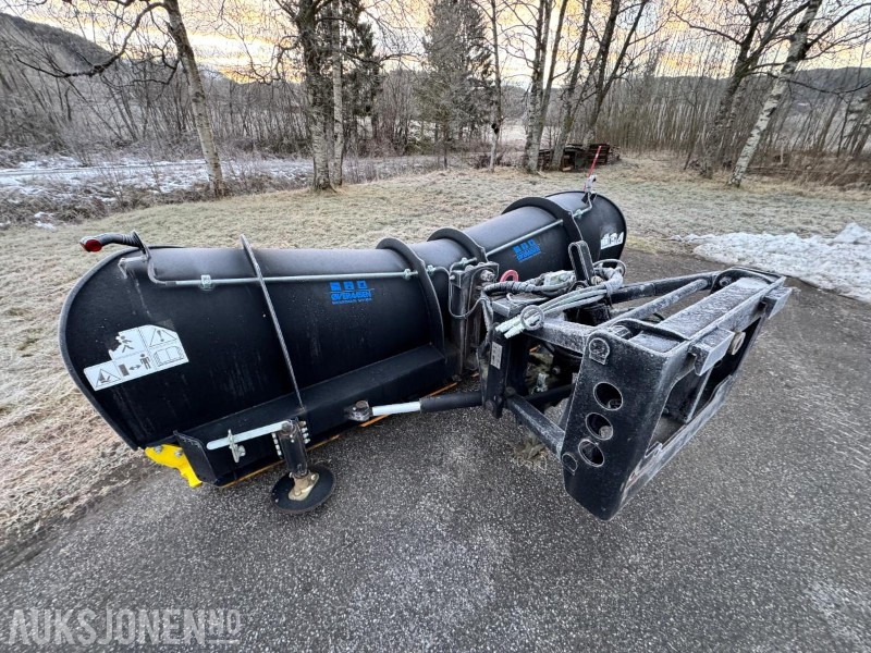 2018 Artic Machine AM 3400 HMX - Brøyteplog - Med hydraulisk løft og sving - Feste for brøyteplate - Agricultural machinery: picture 4 2018 Artic Machine AM 3400 HMX - Brøyteplog - Med hydraulisk løft og sving - Feste for brøyteplate - Agricultural machinery: picture 4