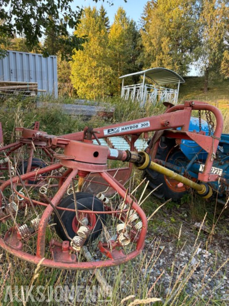 PZ Haybob 300 høyrive med aksling - Agricultural machinery: picture 2 PZ Haybob 300 høyrive med aksling - Agricultural machinery: picture 2