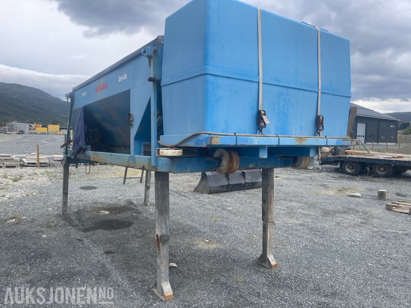 2009 Falköping Mixer C-7 sand-/saltspreder - Attachment for Construction machinery: picture 2 2009 Falköping Mixer C-7 sand-/saltspreder - Attachment for Construction machinery: picture 2