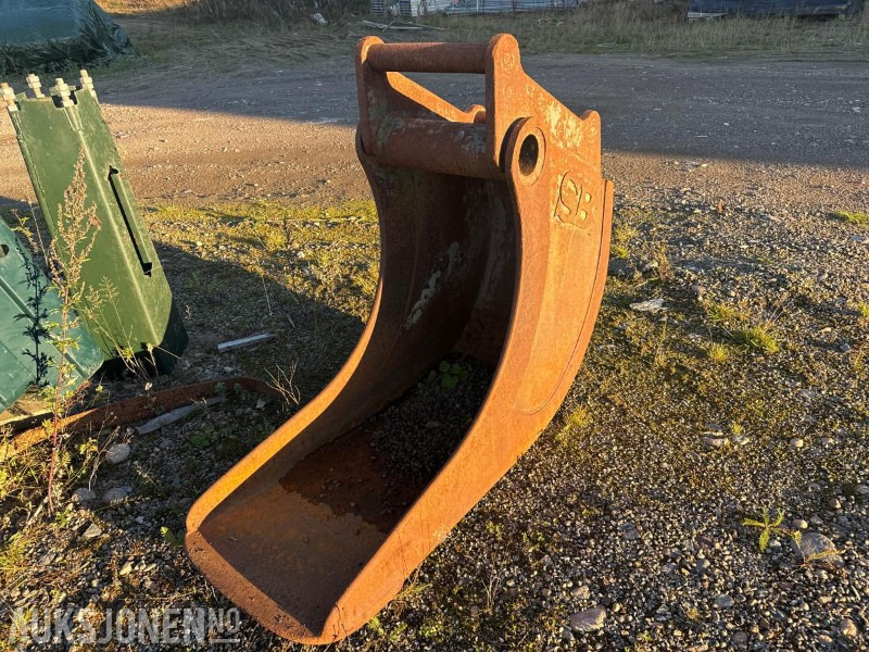 2010 Andre SB smalskuffe S-60 feste 350 liter - Attachment for Construction machinery: picture 1 2010 Andre SB smalskuffe S-60 feste 350 liter - Attachment for Construction machinery: picture 1