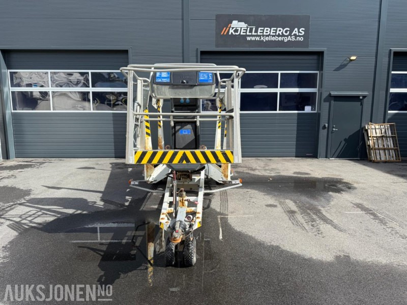 Dino 135T Tilhengerlift – 13,5 meter rekkevidde – 2013-modell - Aerial platform: picture 2 Dino 135T Tilhengerlift – 13,5 meter rekkevidde – 2013-modell - Aerial platform: picture 2