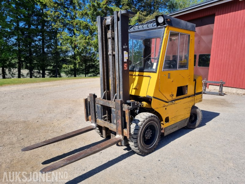 1980 TCM FD30Z5 truck 2.7 T Diesel - Material handling equipment: picture 1 1980 TCM FD30Z5 truck 2.7 T Diesel - Material handling equipment: picture 1