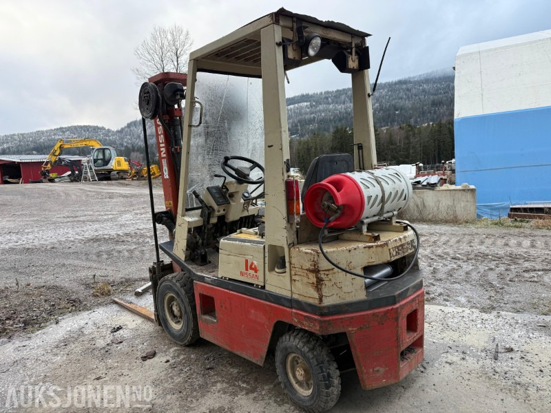1989 Nissan Gaffeltruck på gass, PH01A14U, 1350kg, 4,75m. Rep.objekt - Material handling equipment: picture 5 1989 Nissan Gaffeltruck på gass, PH01A14U, 1350kg, 4,75m. Rep.objekt - Material handling equipment: picture 5
