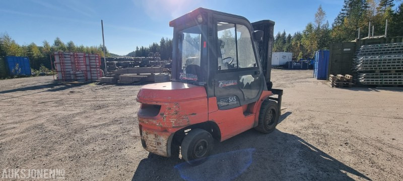 2006 Toyota 02-7FDJF35 gaffeltruck / 427 timer - Material handling equipment: picture 3 2006 Toyota 02-7FDJF35 gaffeltruck / 427 timer - Material handling equipment: picture 3