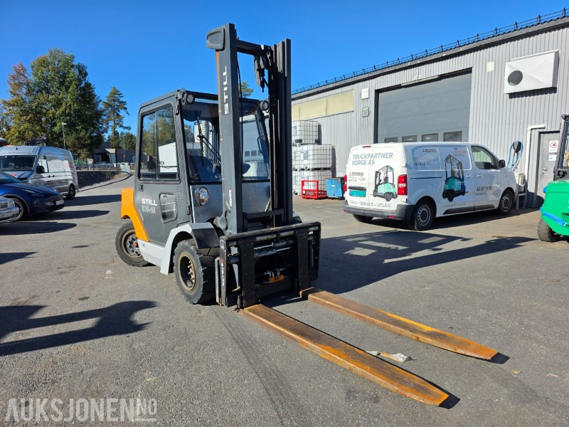 2013 Still truck R70-45 diesel hybrid technology - Material handling equipment: picture 2 2013 Still truck R70-45 diesel hybrid technology - Material handling equipment: picture 2