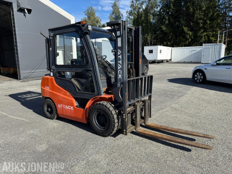 2017 Attack CD25 Motvektstruck - Material handling equipment: picture 2 2017 Attack CD25 Motvektstruck - Material handling equipment: picture 2