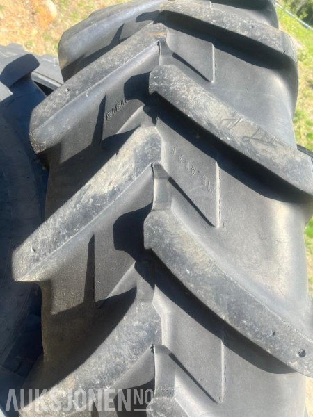 Michelin Traktor dekk 380/85R28 og 460/85R38 - Tire for Agricultural machinery: picture 3 Michelin Traktor dekk 380/85R28 og 460/85R38 - Tire for Agricultural machinery: picture 3