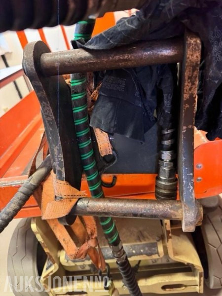 Pigghammer til minigraver Atlas Copco SB 102 / 69 kg / p max 150 bar / feste S30 / 180 modell 2020 - Other: picture 3 Pigghammer til minigraver Atlas Copco SB 102 / 69 kg / p max 150 bar / feste S30 / 180 modell 2020 - Other: picture 3