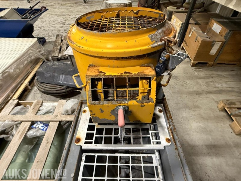 Putzmeister skruepumpe / mørtelpumpe / Sprøytemaskin - Construction equipment: picture 2 Putzmeister skruepumpe / mørtelpumpe / Sprøytemaskin - Construction equipment: picture 2