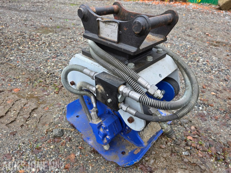 SAES HST F3LN -40 feste komprimator/vibroplate for gravemaskin - Roller: picture 2 SAES HST F3LN -40 feste komprimator/vibroplate for gravemaskin - Roller: picture 2