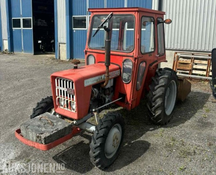 SHIBAURA S1500-0 - 4X4 - Med tippskuffe - Farm tractor: picture 1 SHIBAURA S1500-0 - 4X4 - Med tippskuffe - Farm tractor: picture 1