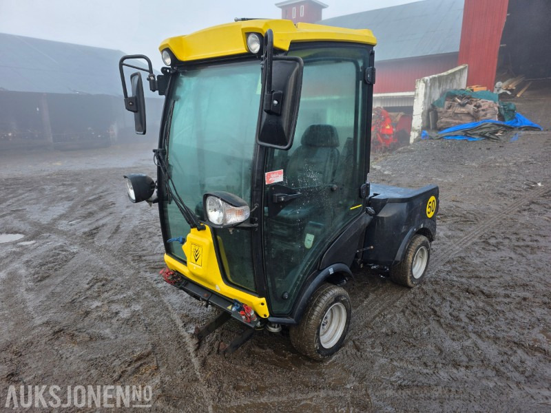 2010 Kärcher MC50 multimaskin - Utility/ Special vehicle: picture 1 2010 Kärcher MC50 multimaskin - Utility/ Special vehicle: picture 1