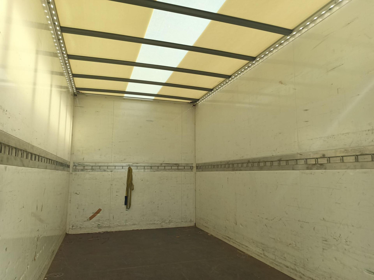 IVECO Daily 35S16A8 - Closed box van: picture 2 IVECO Daily 35S16A8 - Closed box van: picture 2