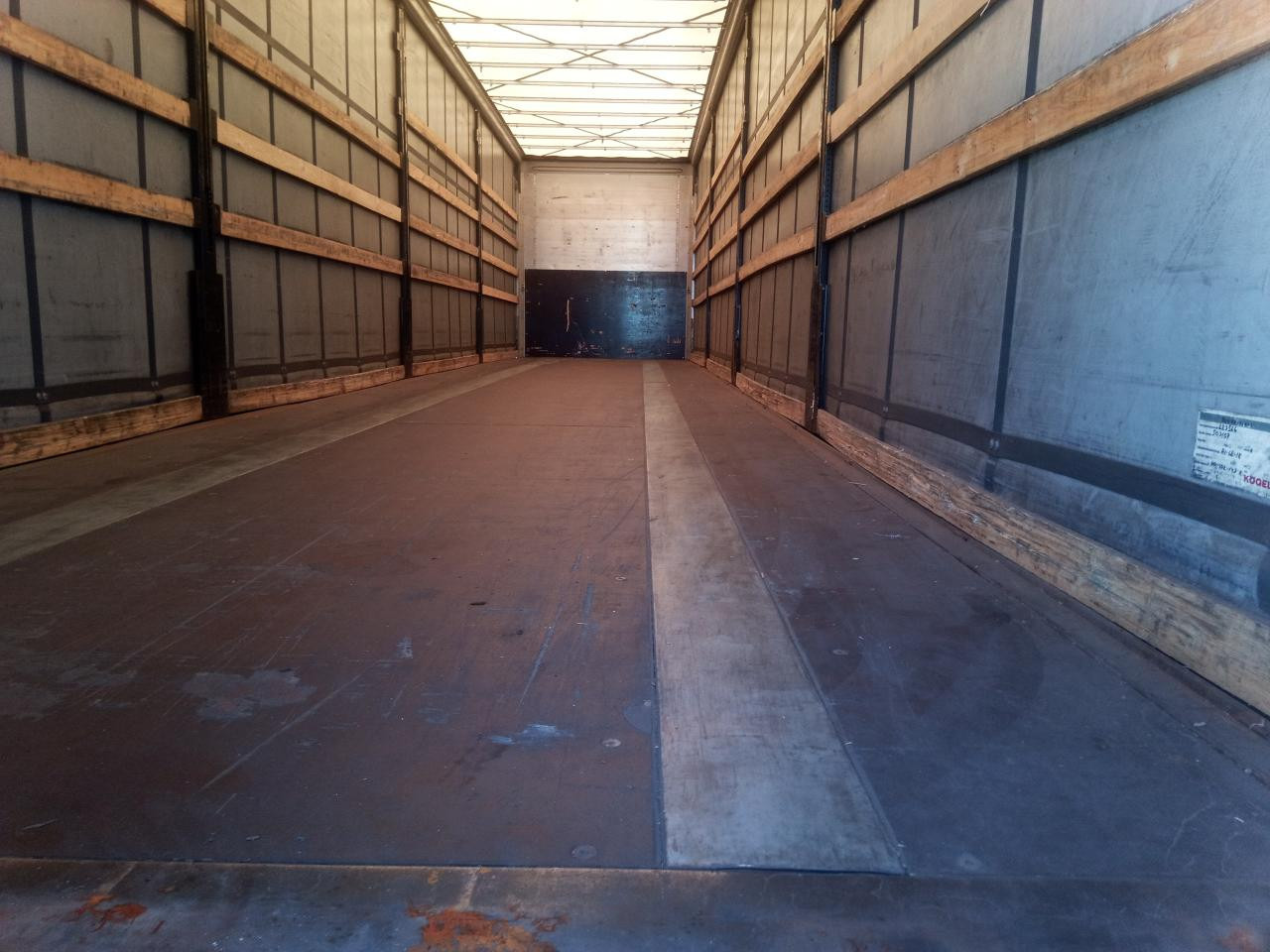 Curtainsider semi-trailer KOEGEL S24: picture 15