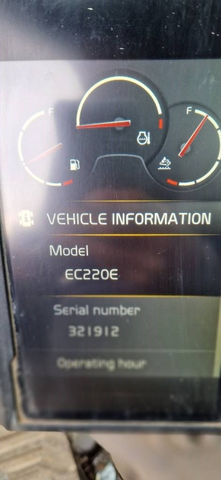 Volvo EC 220EL - Crawler excavator: picture 4 Volvo EC 220EL - Crawler excavator: picture 4