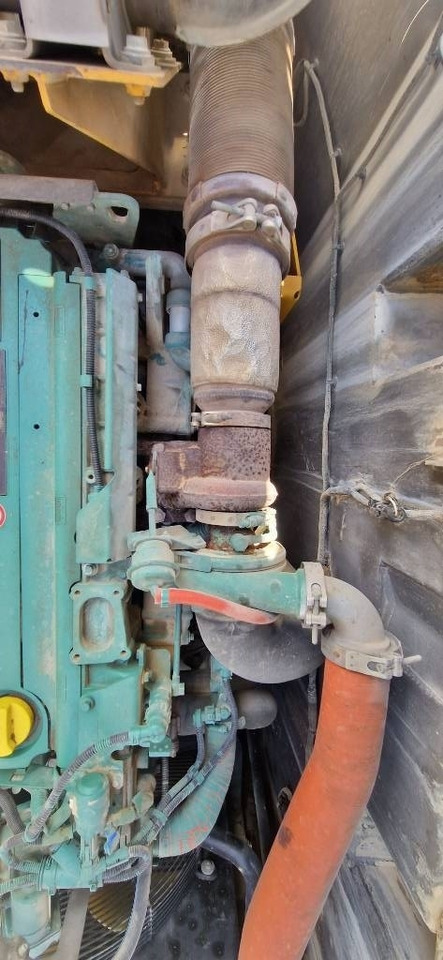 Waste/ Industry handler Volvo EW 240 E MH: picture 28