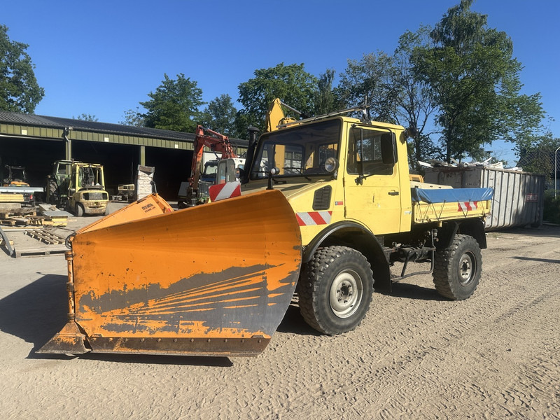 Mercedes-Benz Unimog U 1000 32.883km // ORIGINAL MILEAGE - Farm tractor: picture 1 Mercedes-Benz Unimog U 1000 32.883km // ORIGINAL MILEAGE - Farm tractor: picture 1