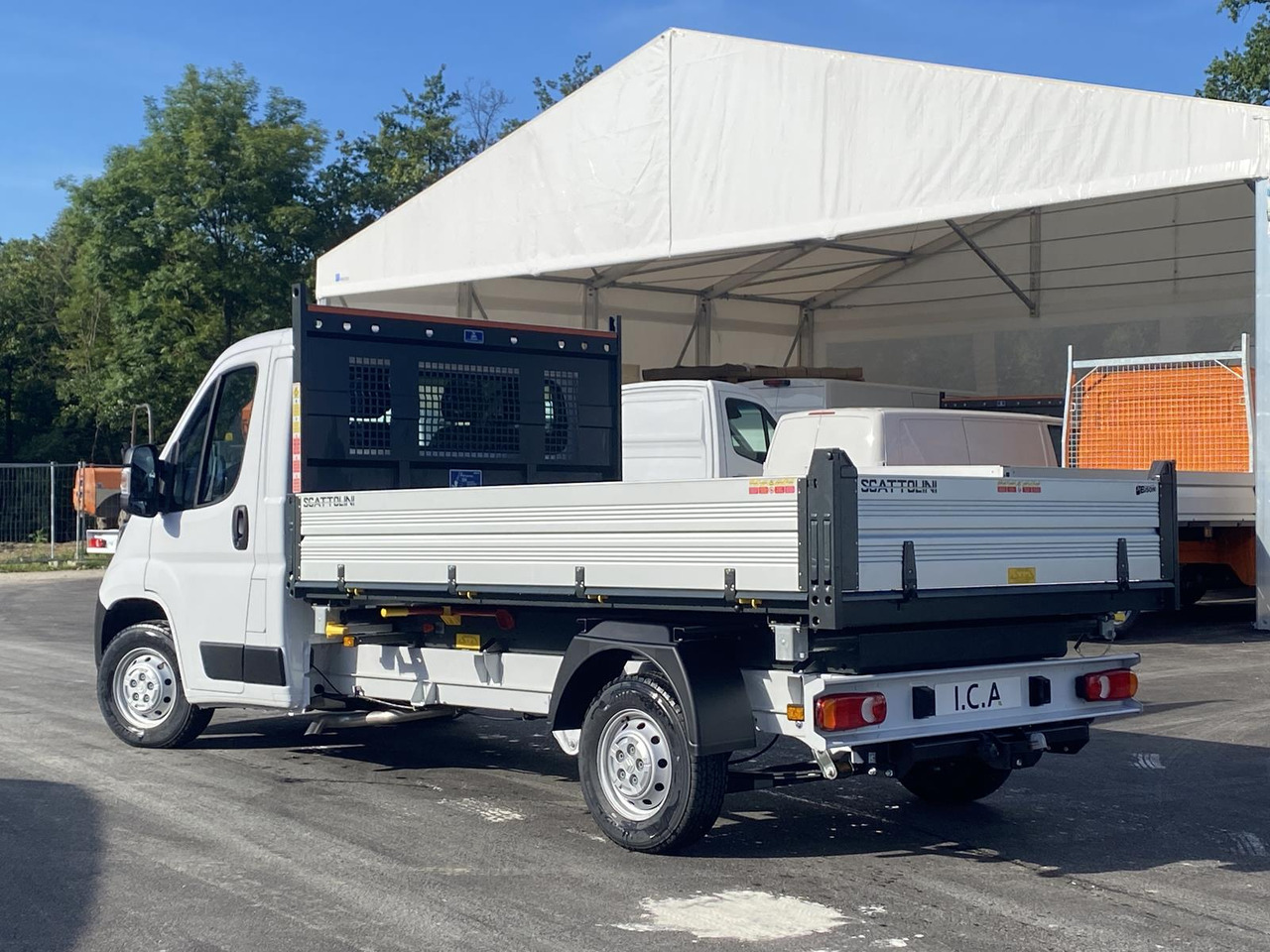 New Tipper van CITROEN ALTES MODELL JUMPER L3 1+2 165PS | SCATTOLINI DREISEITENKIPPER: picture 8