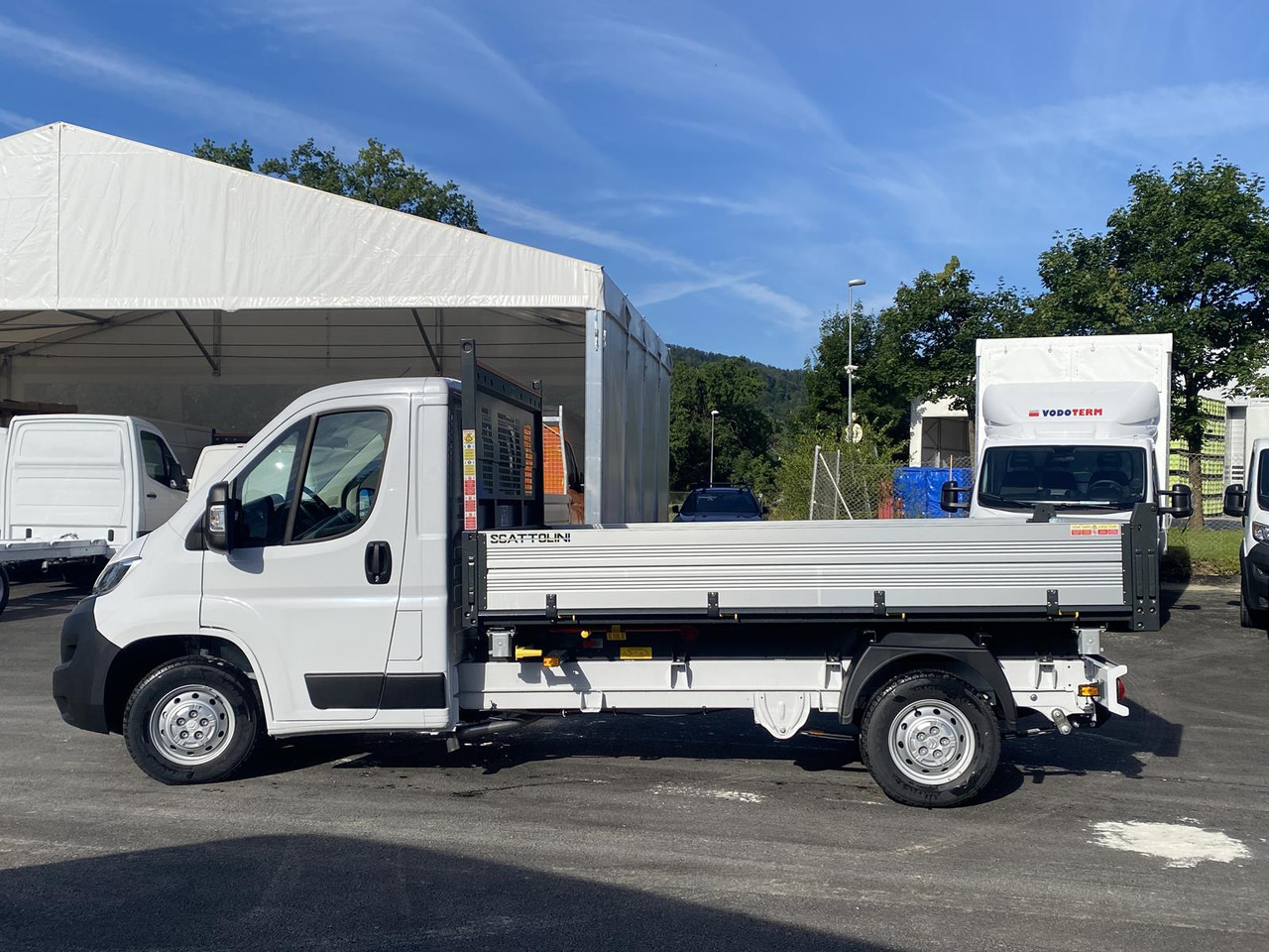 New Tipper van CITROEN ALTES MODELL JUMPER L3 1+2 165PS | SCATTOLINI DREISEITENKIPPER: picture 7