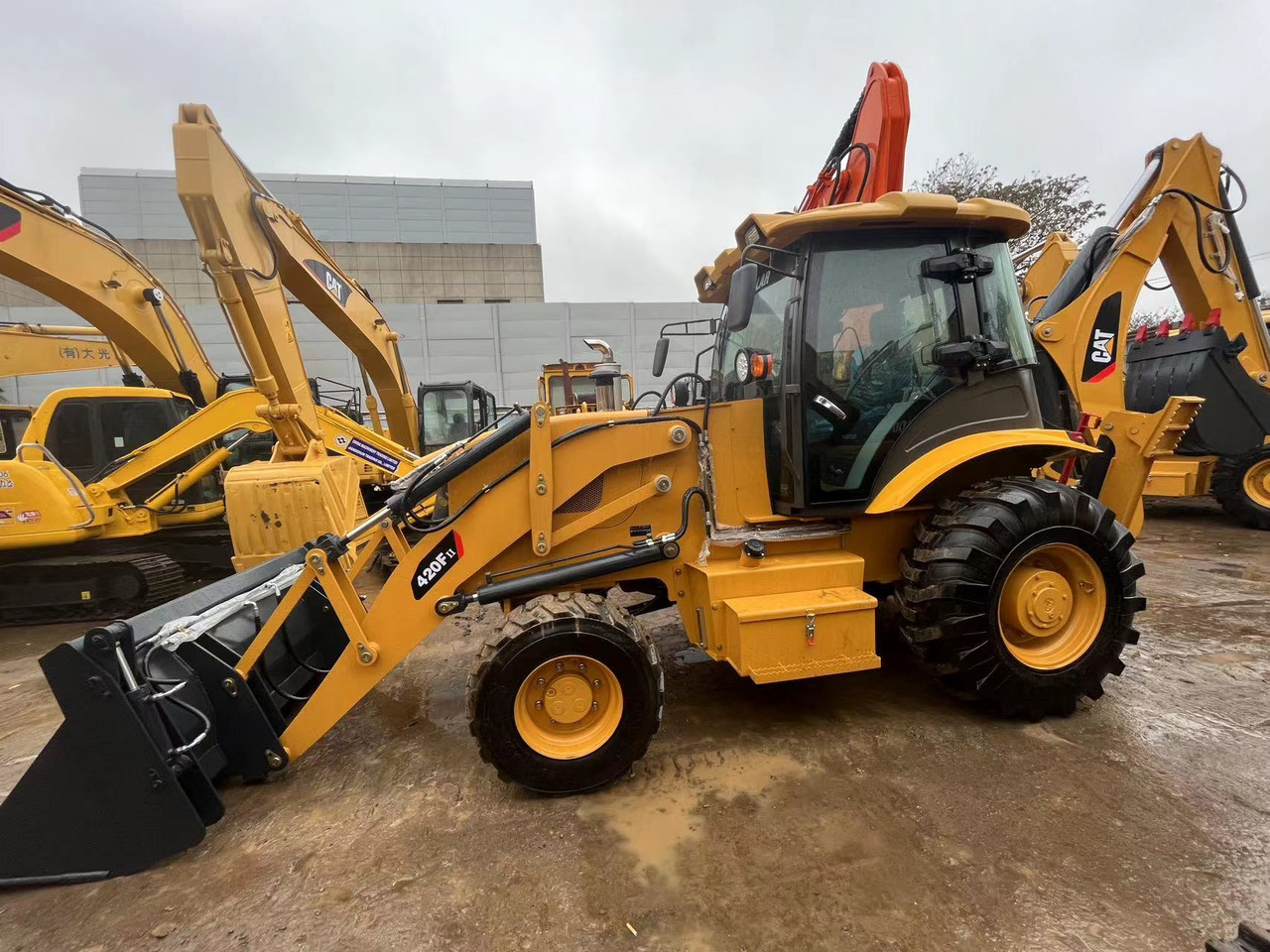 Caterpillar New Backhoe Loader 420F CAT Backhoe JCB 3CX 4CX on Sale - Backhoe loader: picture 2 Caterpillar New Backhoe Loader 420F CAT Backhoe JCB 3CX 4CX on Sale - Backhoe loader: picture 2