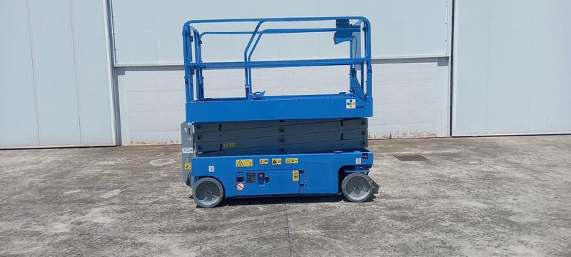 Genie GS2032 - Scissor lift: picture 3 Genie GS2032 - Scissor lift: picture 3