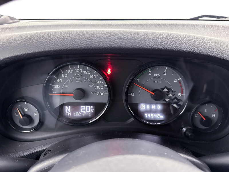 Small van Jeep Wrangler 2.8 CRD Night Eagle Grijs Kenteken Cruise Control Navigatie Airco Trekhaak 4X4 Alpine Audio: picture 6