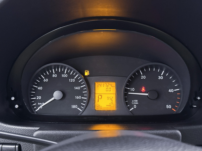 Mercedes-Benz Sprinter 316 2.2 CDI Bakwagen Meubelbak met Laadklep D'Hollandia Cruise Control Zijdeur - Closed box van: picture 5 Mercedes-Benz Sprinter 316 2.2 CDI Bakwagen Meubelbak met Laadklep D'Hollandia Cruise Control Zijdeur - Closed box van: picture 5