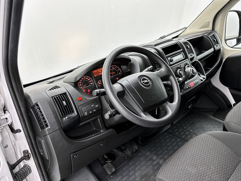Opel Movano 2.2D 140pk Bakwagen met Laadklep Achteruitrijcamera Cruise Control Meubelbak D'Hollandia klep - Closed box van: picture 5 Opel Movano 2.2D 140pk Bakwagen met Laadklep Achteruitrijcamera Cruise Control Meubelbak D'Hollandia klep - Closed box van: picture 5