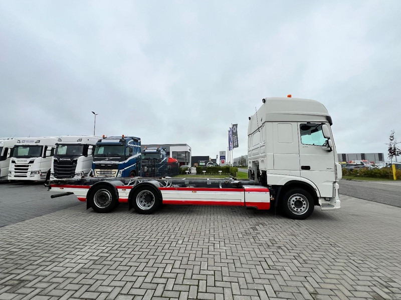 DAF XF 450 SSC 6x2 BDF - Cab chassis truck: picture 4 DAF XF 450 SSC 6x2 BDF - Cab chassis truck: picture 4