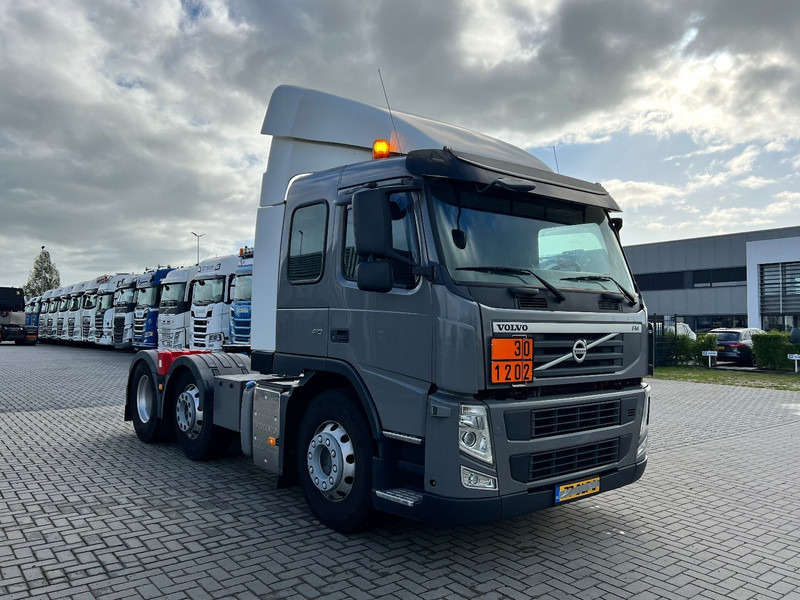 Volvo FM 410 6x2 Trekker ADR / Only 672.000km / Full Air / Euro 5 - Tractor truck: picture 3 Volvo FM 410 6x2 Trekker ADR / Only 672.000km / Full Air / Euro 5 - Tractor truck: picture 3