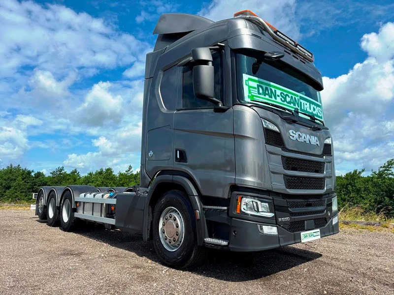 Scania R650 V8 NGS Steel / Air suspension. 4550mm weelbase. - Cab chassis truck: picture 2 Scania R650 V8 NGS Steel / Air suspension. 4550mm weelbase. - Cab chassis truck: picture 2