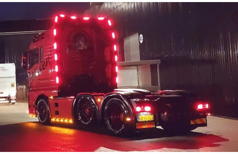 MAN TGX 26.510 2stk . Special interior. pusher 6x2/2. - Tractor truck: picture 4 MAN TGX 26.510 2stk . Special interior. pusher 6x2/2. - Tractor truck: picture 4