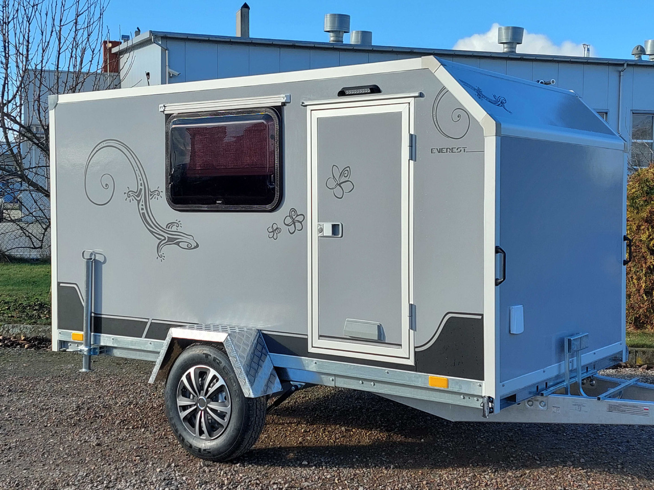 Caravan Nowa Lekka przyczepa mini kempingowa towarowa  Everest minicamp EVO: picture 1