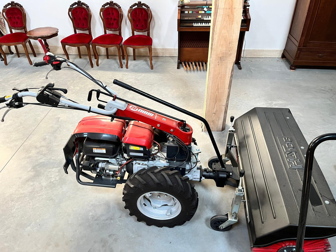 Emak mak 18 - Industrial sweeper: picture 1 Emak mak 18 - Industrial sweeper: picture 1