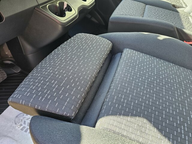 MERCEDES-BENZ Sprinter 317 CDI Kasten L2H2 AHK 3,5t MBUX10,25... - Panel van: picture 3 MERCEDES-BENZ Sprinter 317 CDI Kasten L2H2 AHK 3,5t MBUX10,25... - Panel van: picture 3