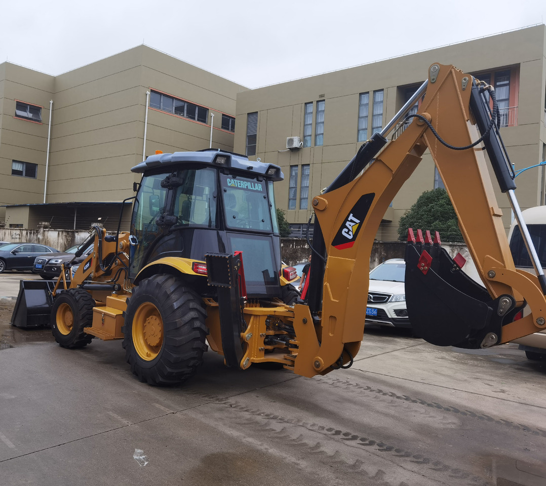 CAT 420F Backhoe Loader - Backhoe loader: picture 2 CAT 420F Backhoe Loader - Backhoe loader: picture 2