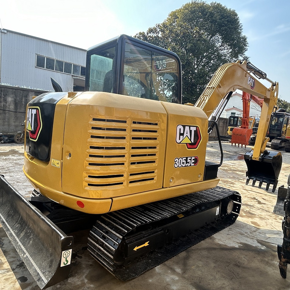 CATERPILLAR Cat 305.5E2 excavator - Mini excavator: picture 1 CATERPILLAR Cat 305.5E2 excavator - Mini excavator: picture 1