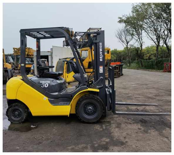 Japan Original 5 Tons FD50 Komatsu Forklift Japan Komatsu forklift FD50 FD25 FD30 - Diesel forklift: picture 1 Japan Original 5 Tons FD50 Komatsu Forklift Japan Komatsu forklift FD50 FD25 FD30 - Diesel forklift: picture 1