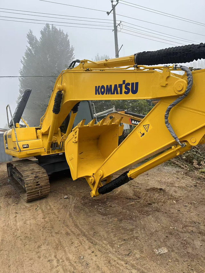 Komatsu PC200-7 excavator - Crawler excavator: picture 4 Komatsu PC200-7 excavator - Crawler excavator: picture 4