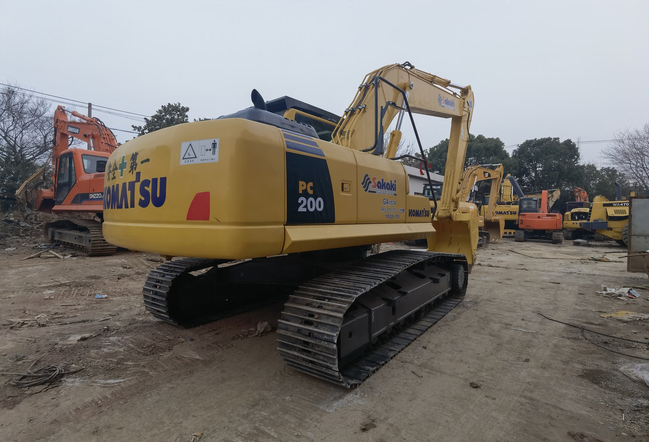 Komatsu PC200-8 Excavator - Crawler excavator: picture 1 Komatsu PC200-8 Excavator - Crawler excavator: picture 1