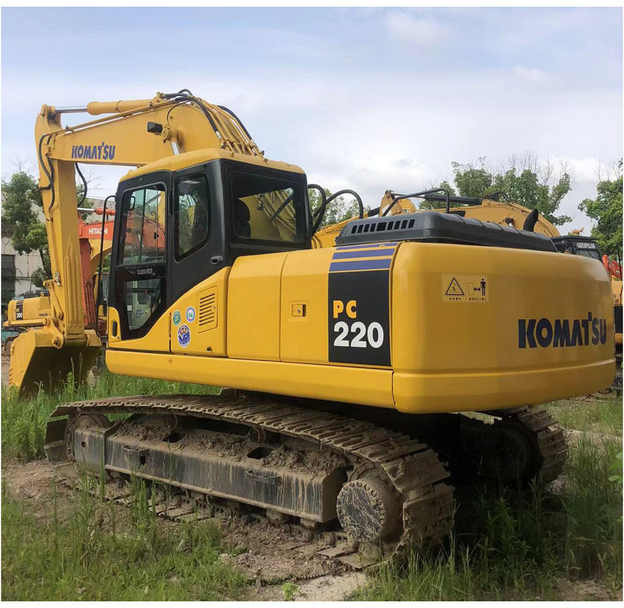 Komatsu PC220-7 - Crawler excavator: picture 2 Komatsu PC220-7 - Crawler excavator: picture 2