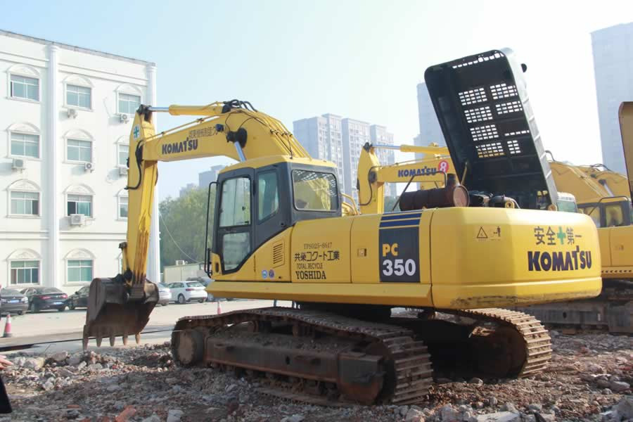Komatsu PC350-7 excavator - Crawler excavator: picture 1 Komatsu PC350-7 excavator - Crawler excavator: picture 1