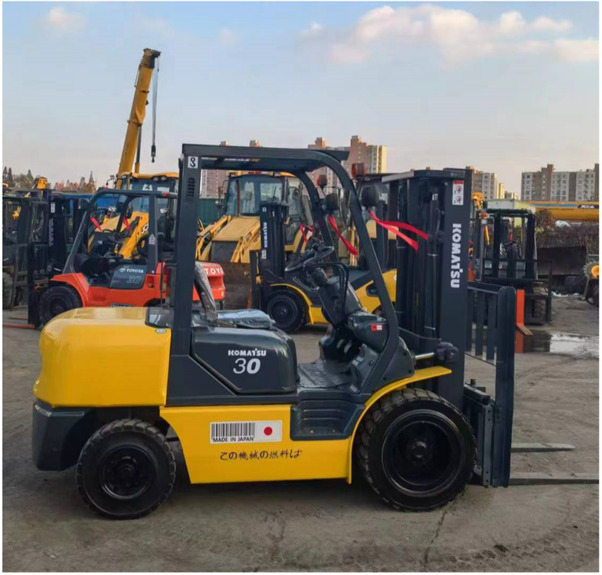 Second Hand Komatsu FD30 Forklift Comfortable and Convenient used komatsu fd30 with good condition for sale - Diesel forklift: picture 1 Second Hand Komatsu FD30 Forklift Comfortable and Convenient used komatsu fd30 with good condition for sale - Diesel forklift: picture 1