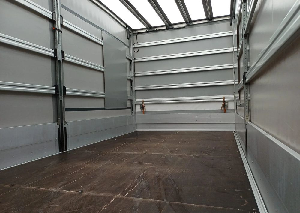 Curtain side van MAN TGE 10 PALET zaw.poduszki 2021r EURO 6: picture 18 Curtain side van MAN TGE 10 PALET zaw.poduszki 2021r EURO 6: picture 18