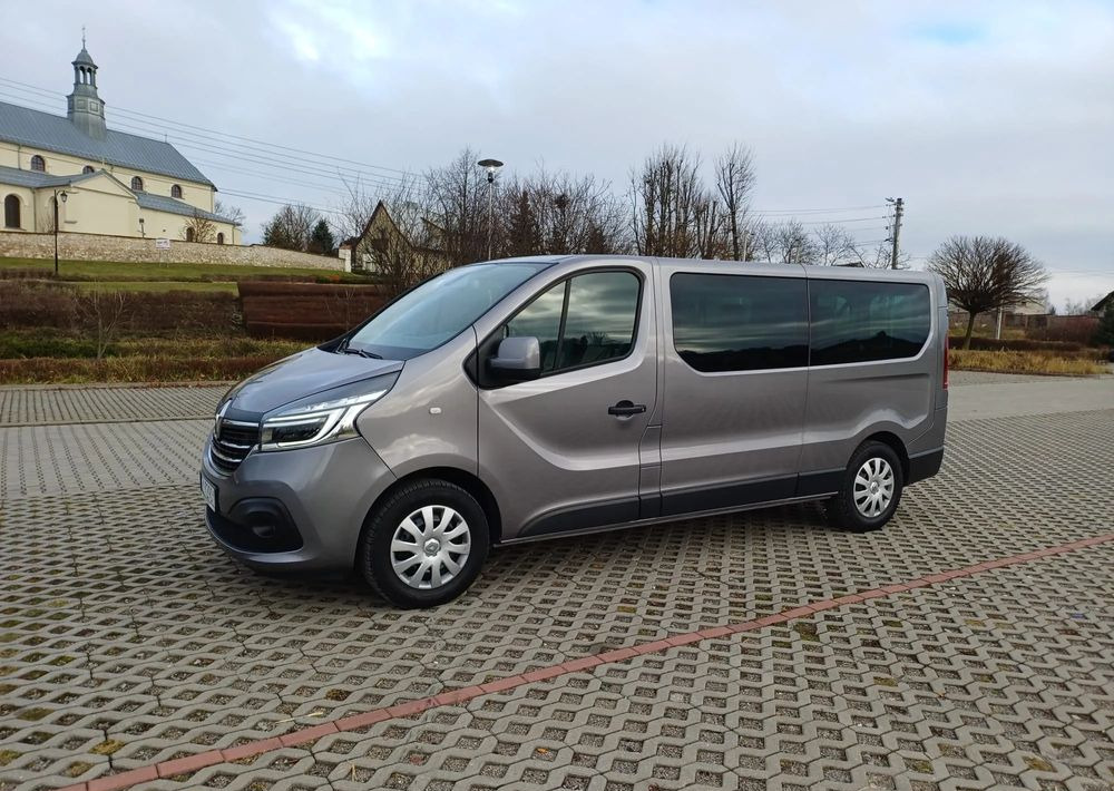 Renault Trafic 2.0 dCi Escapade EDC - Minibus, Passenger van: picture 2 Renault Trafic 2.0 dCi Escapade EDC - Minibus, Passenger van: picture 2