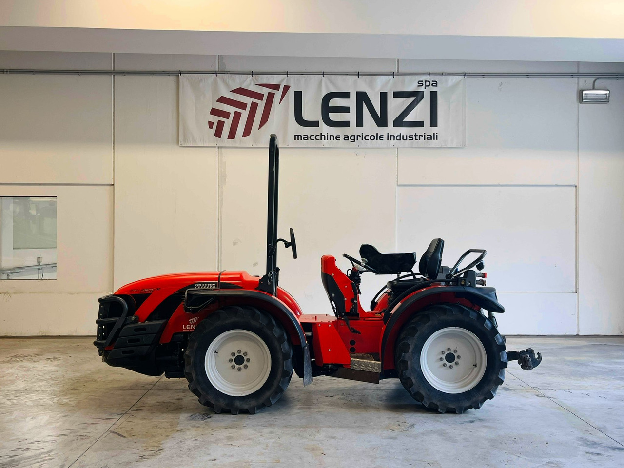 ANTONIO CARRARO SRH 9800 - Farm tractor: picture 1 ANTONIO CARRARO SRH 9800 - Farm tractor: picture 1