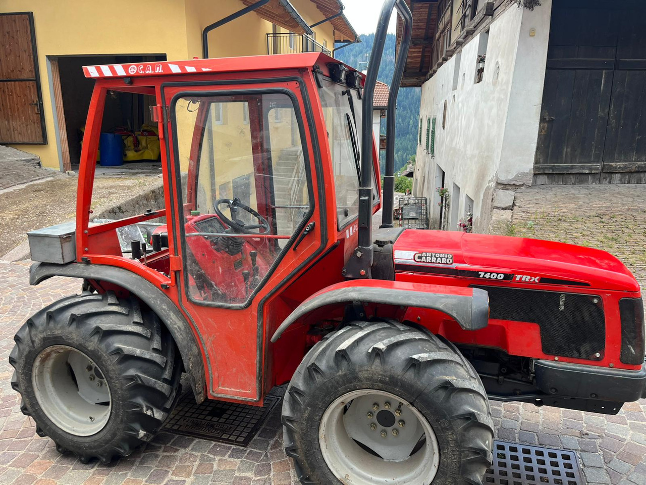 ANTONIO CARRARO TRX 7400 - Farm tractor: picture 5 ANTONIO CARRARO TRX 7400 - Farm tractor: picture 5