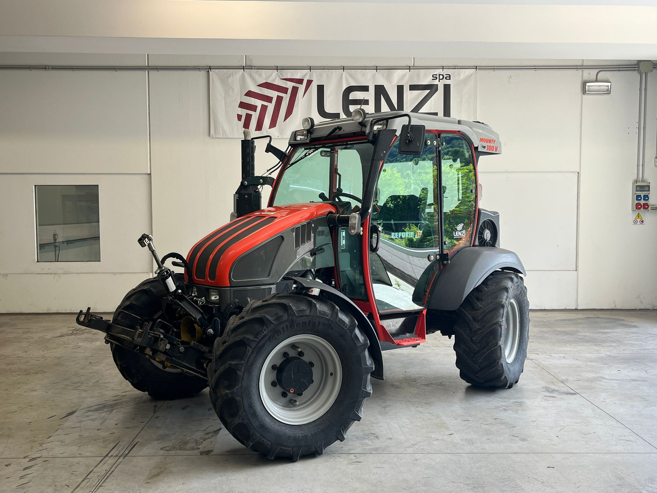 TRATTORE REFORM MOUNTY 100 V - Farm tractor: picture 1 TRATTORE REFORM MOUNTY 100 V - Farm tractor: picture 1