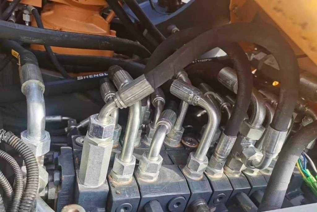 新源 75 - Wheel excavator: picture 2 新源 75 - Wheel excavator: picture 2