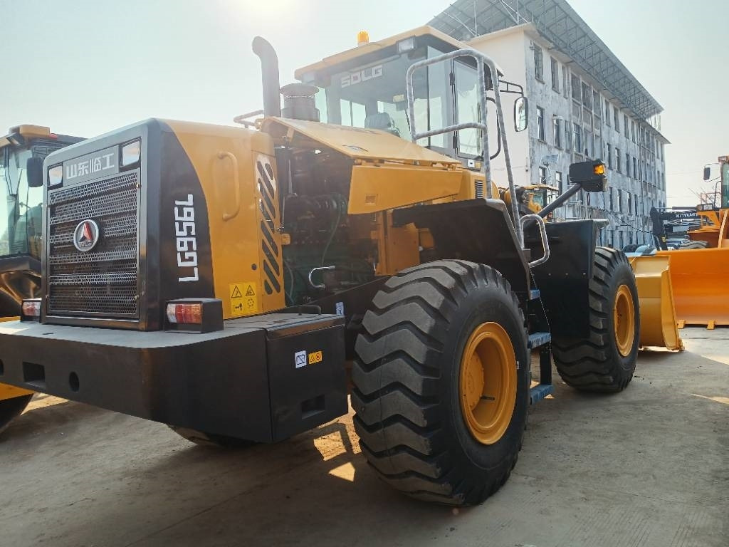 临工 956 - Wheel loader: picture 4 临工 956 - Wheel loader: picture 4